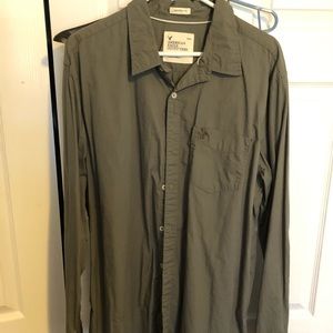 American Eagle hunter Green Collared Shirt